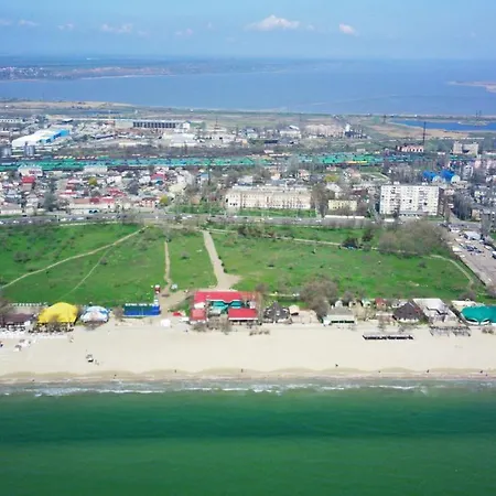 Flat At Luzanovka Апартаменты